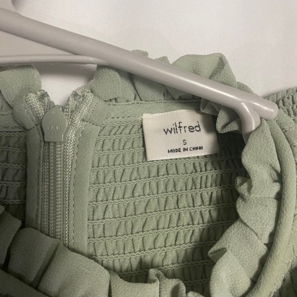 Aritzia blouse - Picture 3 of 3